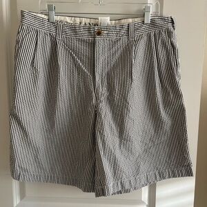 Land’s End Stripe Grey/White Shorts sz 35